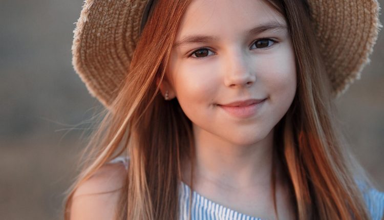 cute-child-girl-outdoor-portrait